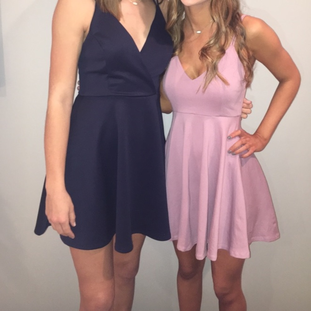 Windsor Light Purple Formal V Neck Dress